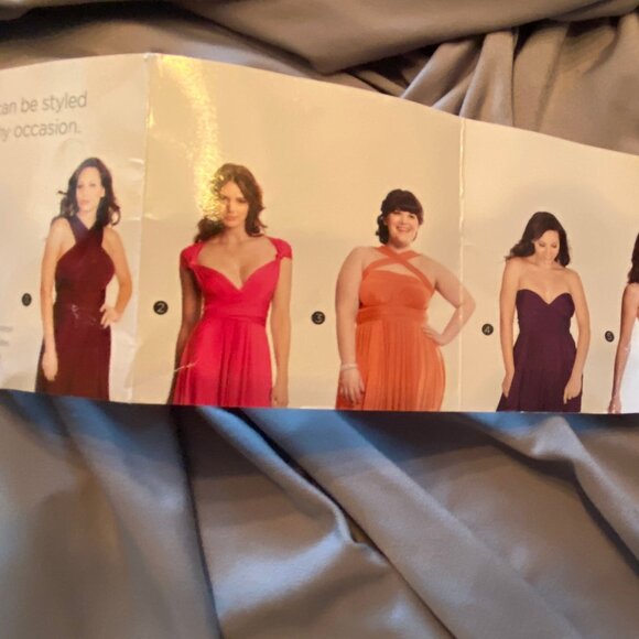 Sakura Midi - Convertible Semi-Formal Dress by Henkaa (plus) - Picture 3 of 8